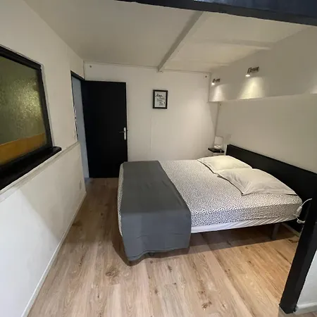 Appartement Intra-Muros Bien Situe Et Agreable A Proximite Des Theatres Avignon Exterior photo